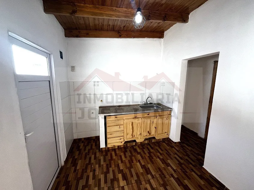 Departamento 1 dorm. Con patio - Calle 132 Nº 286 e/ Dorrego y 55.