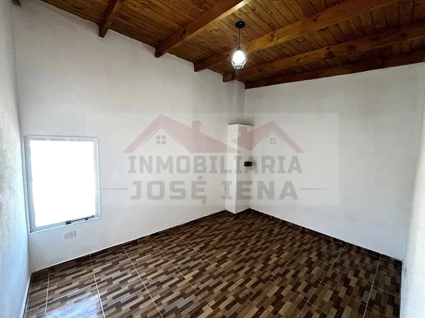 Departamento 1 dorm. Con patio - Calle 132 Nº 286 e/ Dorrego y 55.