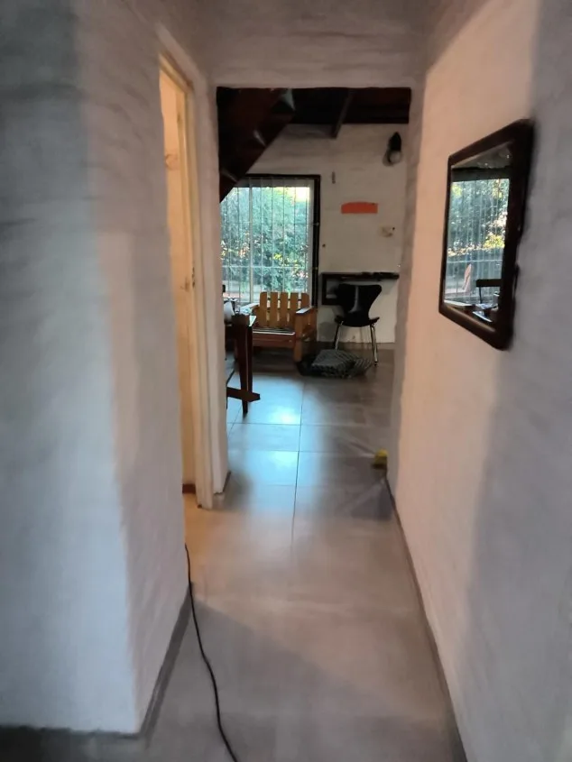 Casa 2 dorm. Con amplio patio y pileta. - Calle 127 e/ 56 y 58, Barrio Parque.