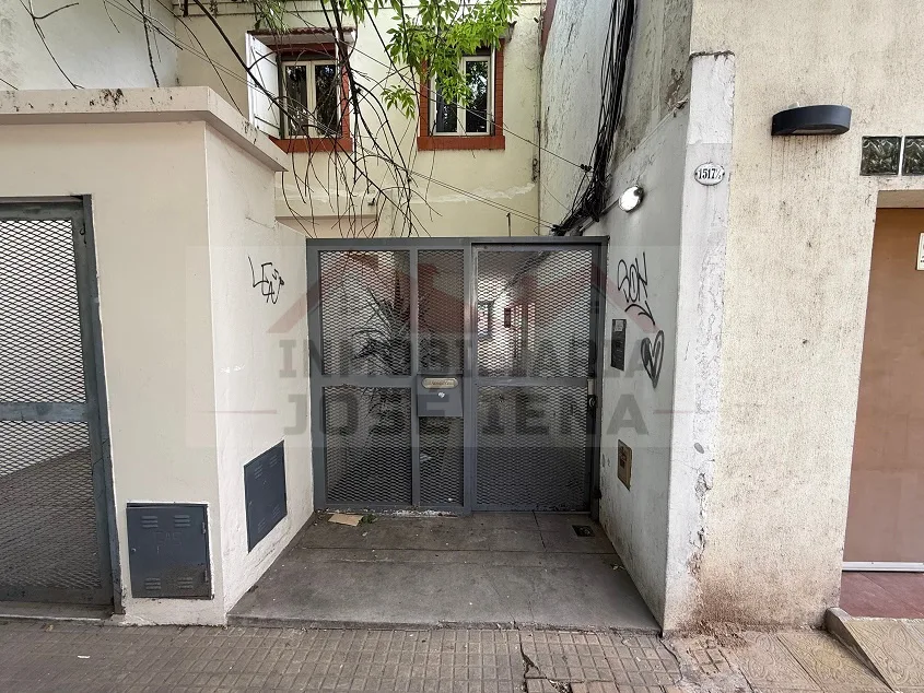Departamento de 1 dorm. - Calle 10 e/ 63 y 64 Nº 1527.