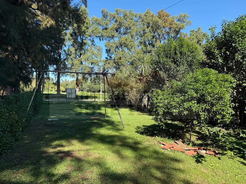 Lote de 10 x 22,5 m - Calle 137 e/ 54 y 56.