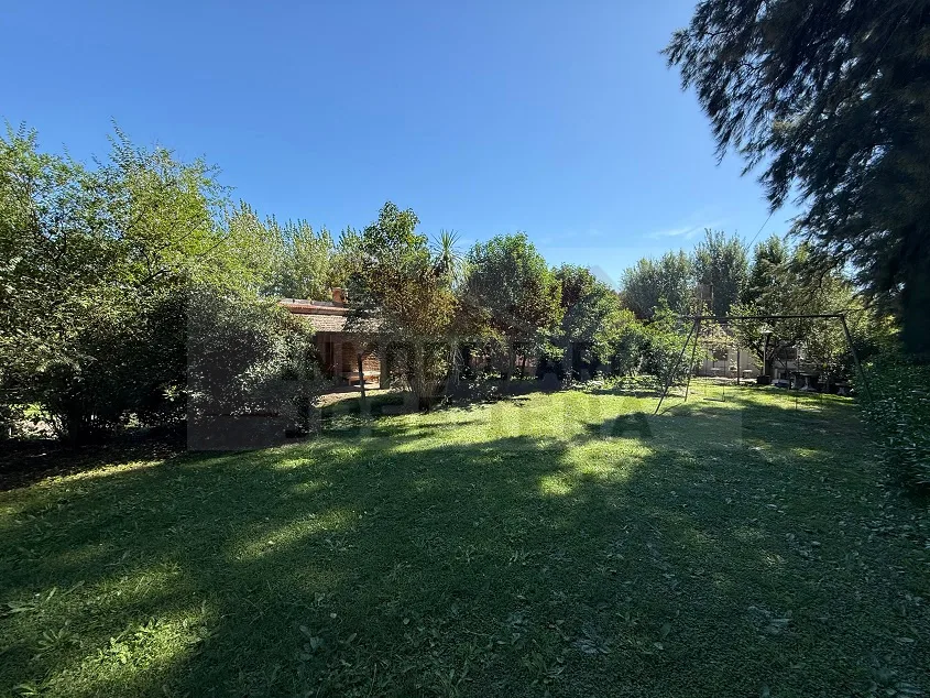 Lote de 10 x 22,5 m - Calle 137 e/ 54 y 56.